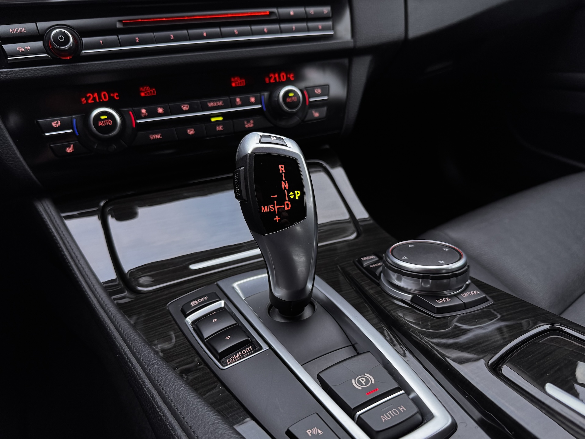 BMW 520d Touring Automat 190 KM | Skóra | Navi Pro | LED | Luxury - obrazek 39