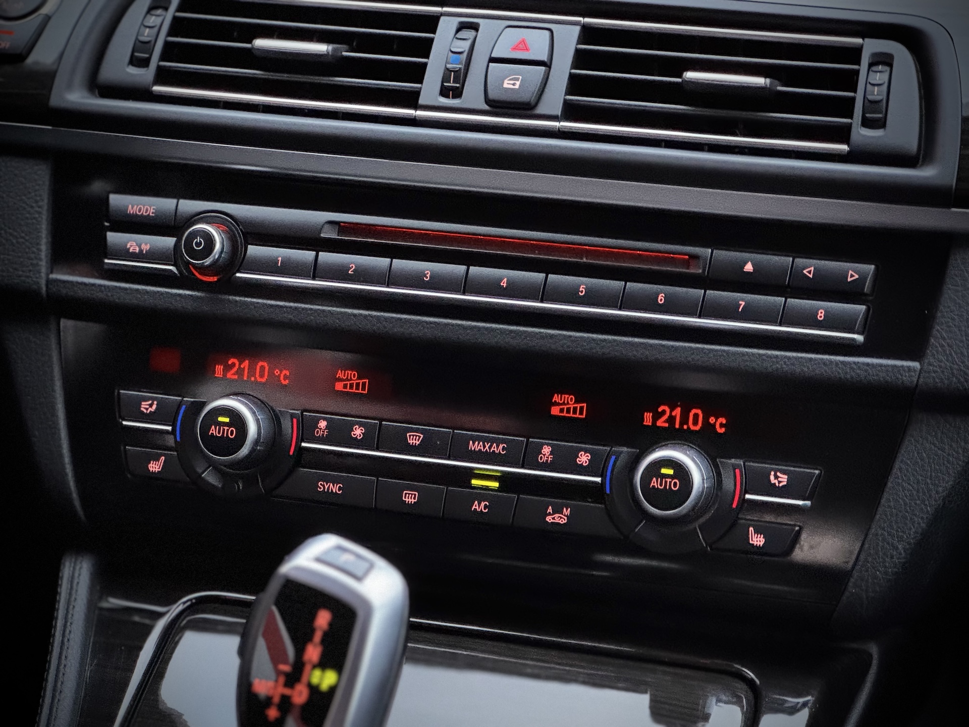 BMW 520d Touring Automat 190 KM | Skóra | Navi Pro | LED | Luxury - obrazek 35