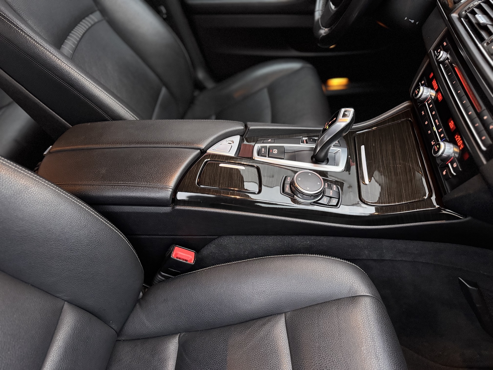 BMW 520d Touring Automat 190 KM | Skóra | Navi Pro | LED | Luxury - obrazek 28