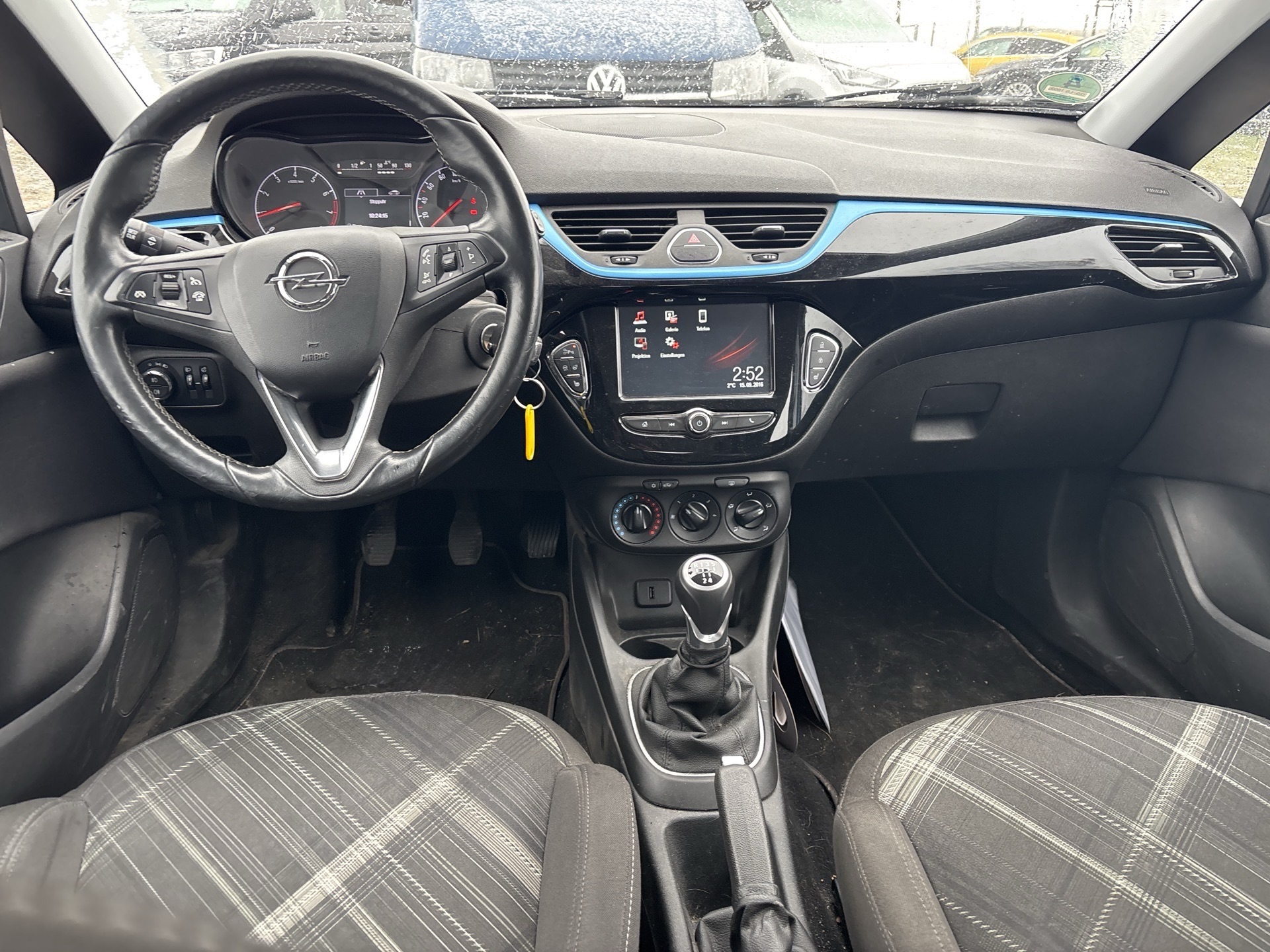 Opel Corsa 2017 1.4 90KM Color Edition – klimatyzacja, tempomat - obrazek 5