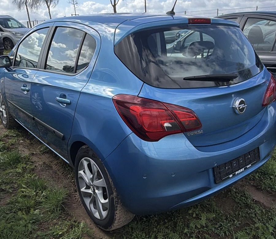 Opel Corsa 2017 1.4 90KM Color Edition – klimatyzacja, tempomat - obrazek 3